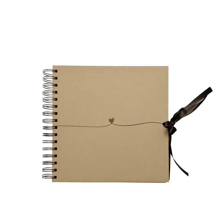 Hlavný obrázok produktu Album/Scrapbook - 210x210 - kraft - Srdce
