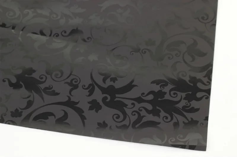 Hlavný obrázok produktu Balící papír Standard 70x100cm černý květ
