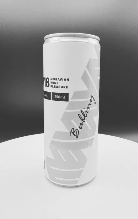 Hlavný obrázok produktu Bubliny - bílé perlivé víno polosuché W18 - plech 250 ml