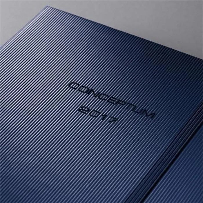 Hlavný obrázok produktu Diář "Conceptum" metalická tmavě modrá, A6, týdenní, 2017, tvrdé desky, SIGEL