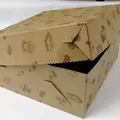 Ďalší obrázok produktu Tortová krabica KRAFT s motívom 28x28x11 cm [50 ks]