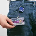 Ďalší obrázok produktu Držiak menoviek Style, tmavo modrá, výsuvný, karabína, DURABLE