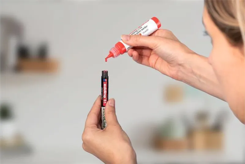 Hlavný obrázok produktu Lakový popisovač "51 EcoLine", červená, 1-2 mm, EDDING 4-51-002