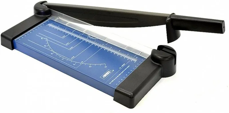 Hlavný obrázok produktu Kancelářská řezačka papíru AR 530 A4