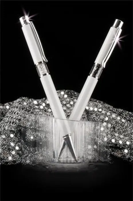 Hlavný obrázok produktu Kuličkové pero s krystaly SWAROVSKI®, bílá, ve středu těla s bílými krystaly