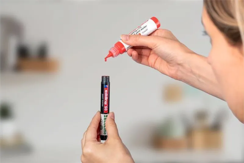 Hlavný obrázok produktu Lakový popisovač "50 EcoLine", modrá, 2-3 mm, EDDING 4-50-003