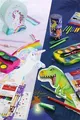 Ďalší obrázok produktu Pastelky Faber-Castell Colour Grip Dinosaurus súprava, 13 ks