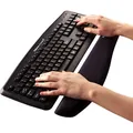 Podložka pod klávesnicu Fellowes PlushTouch, ergonomická, penová, čierna, 47.5x6.2 cm, 1.5