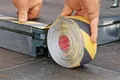 Protišmyková bezpečnostná páska Anti-Slip 60951, čierna-žltá, 50 mm x 15 m, TESA