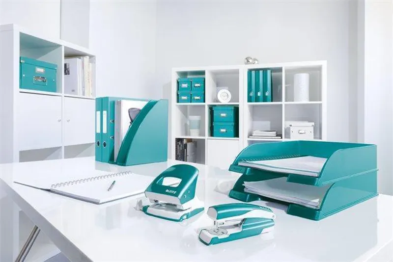 Hlavný obrázok produktu Sešívačka "Nexxt Wow 5502", metalická ledově modrá, 24/6, 26/6, 30 listů, LEITZ