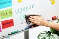 Suchý popisovač na tabuľu a flipchart STABILO MARKdry - 4 ks sada s strúhadlom a handričkou