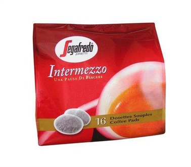 Papírenské zboží - Kapsle do kávovaru, 16x7 g, SEGAFREDO "Intermezzo"